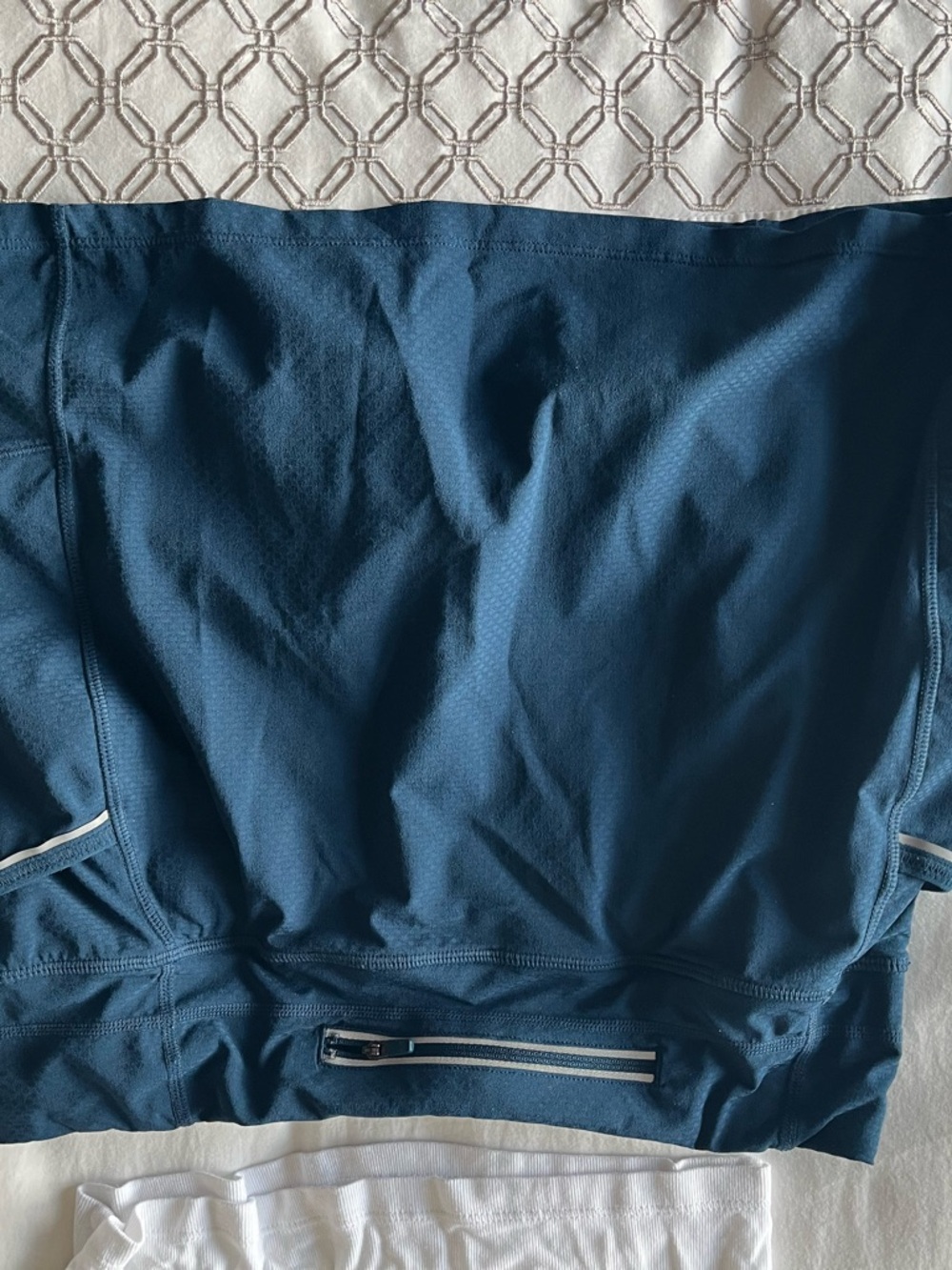 Athleta Navy Blue Athletic Skort with White Tank - Picture 3 of 5